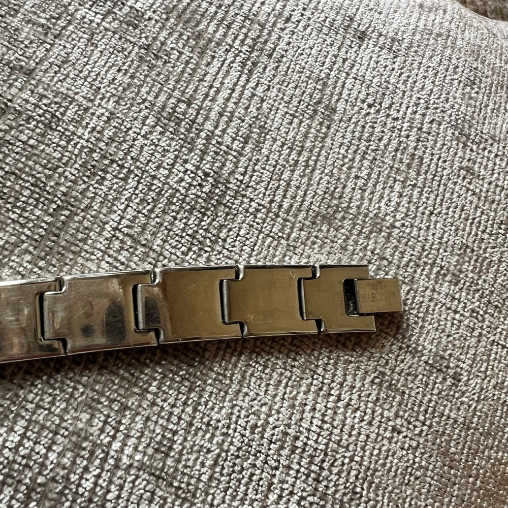 Silver bracelet eye catching